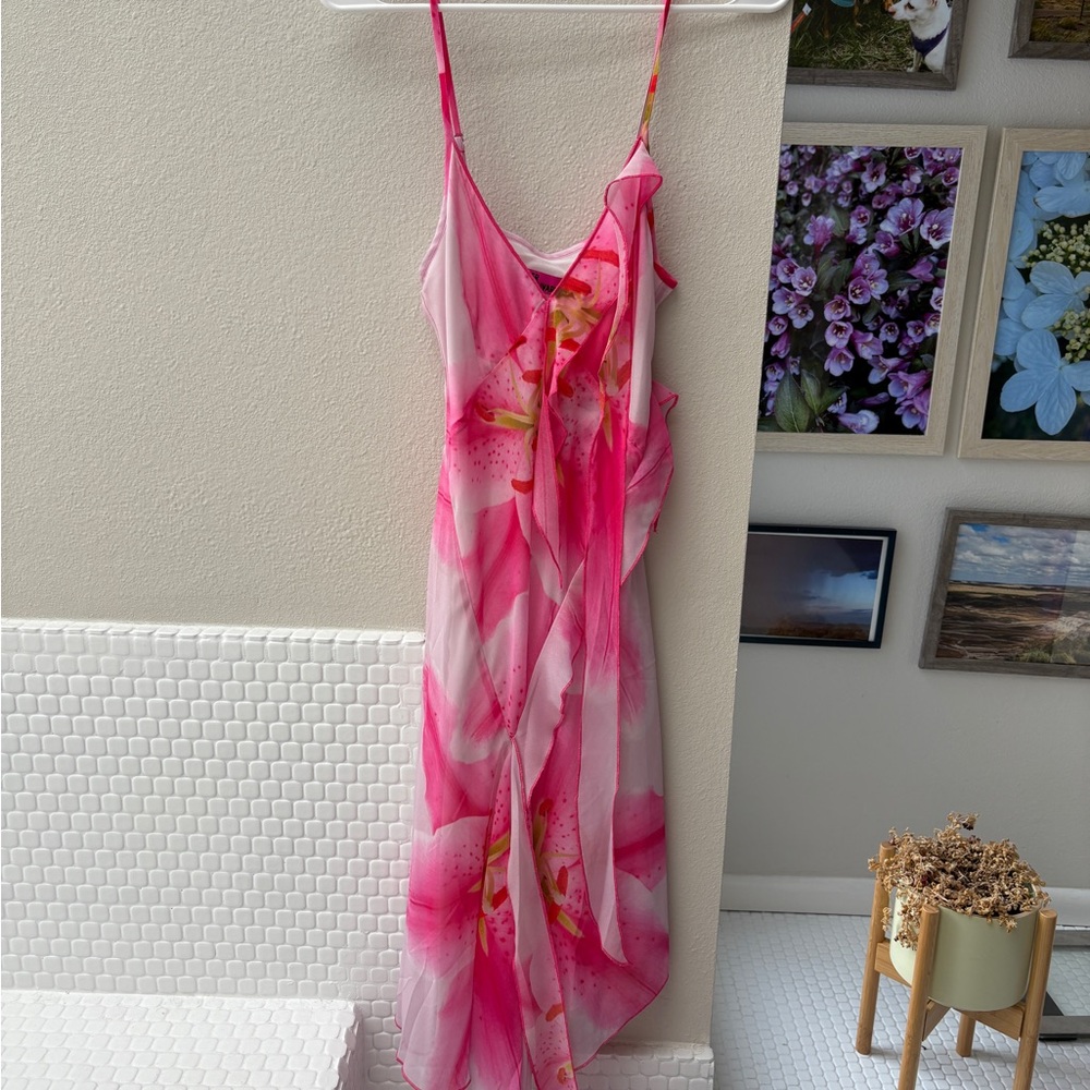 Tyler Mcgillivary Pink Floral Backless Dress - Picture 2 of 9
